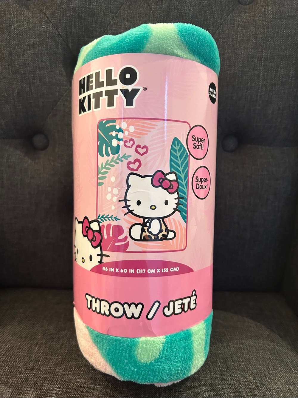 NEW 🆕 Hello Kitty Super Soft Plush Throw 46x60 in